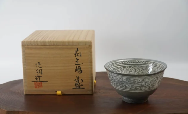 【陶磁器_茶道具】堀野証嗣_花三嶋の茶碗