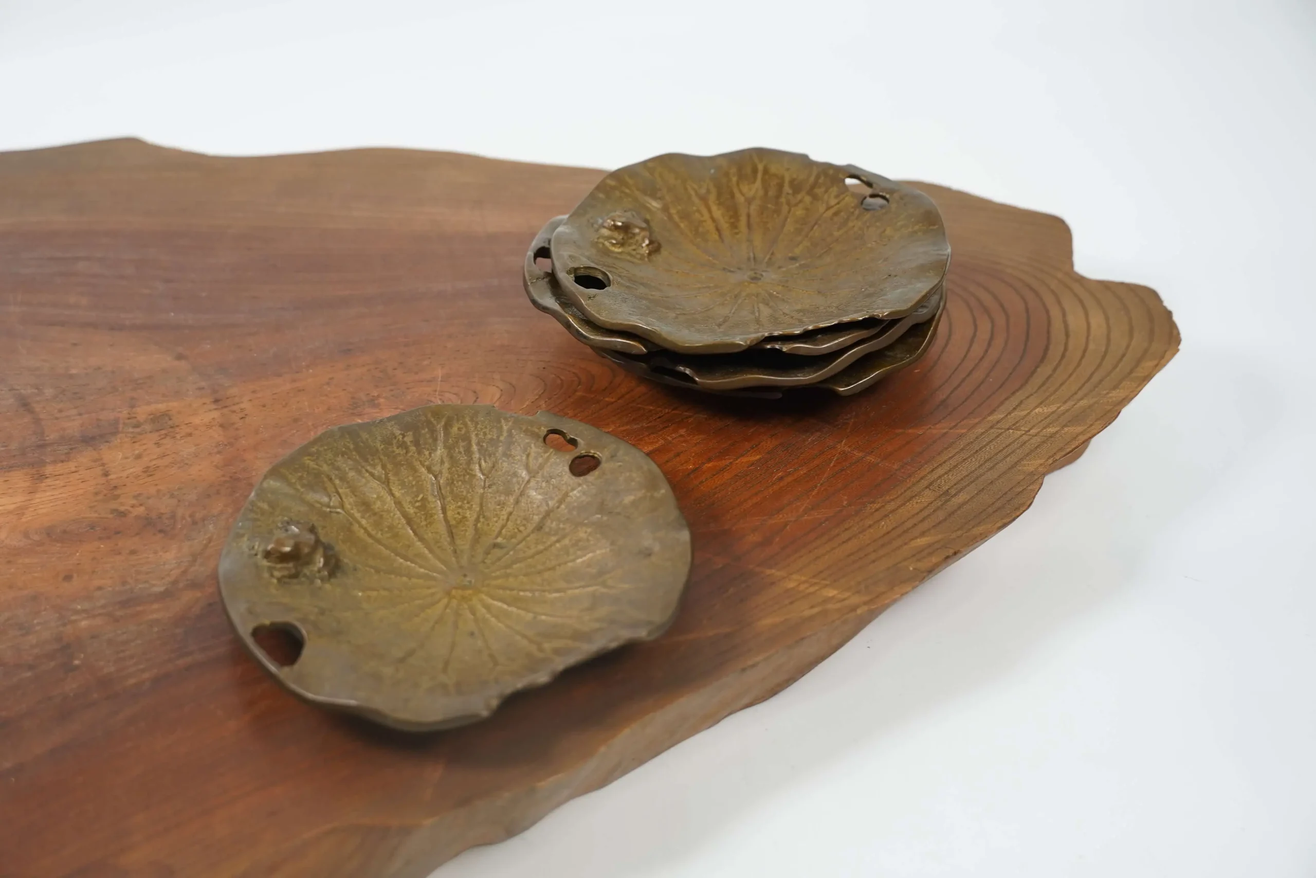 秋巴の唐銅製 茶托5客 | 福円堂の買取実績紹介｜福円堂｜骨董品・美術