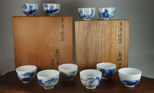 茶道具_陶磁器_　清風与平造_青華磁山水画の煎茶碗（10客）