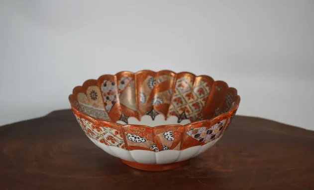 陶磁器_冨永作九谷焼赤絵鉢